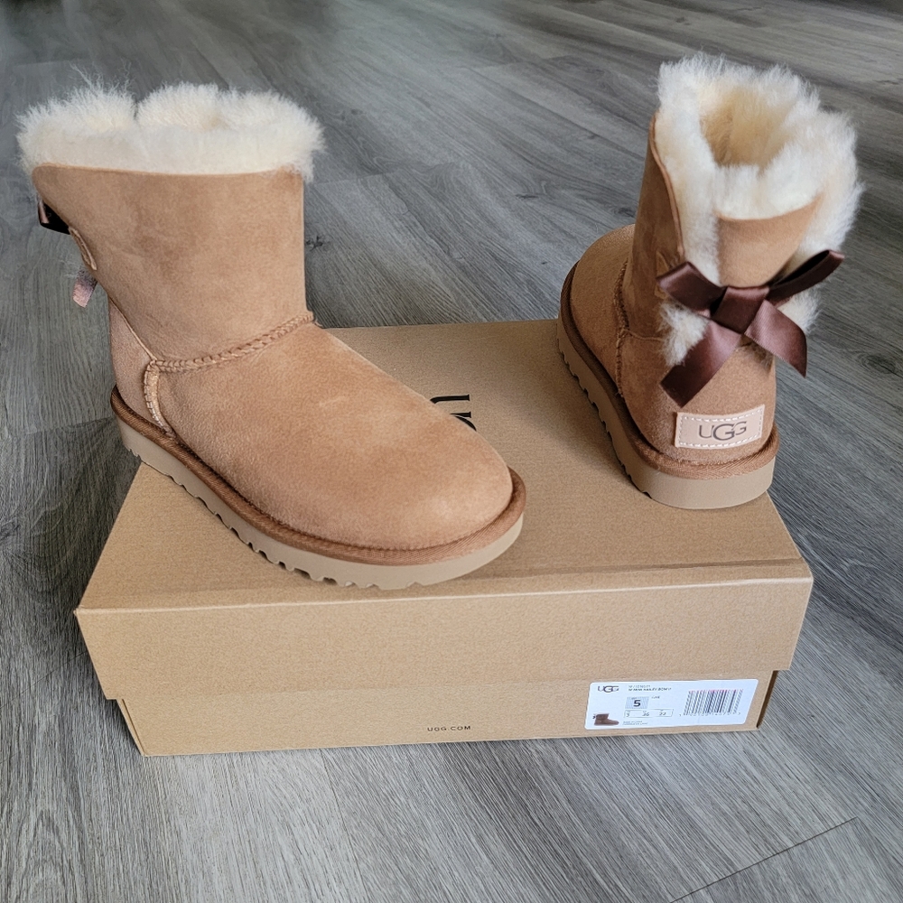 UGG Bailey Bow II Suede Boot